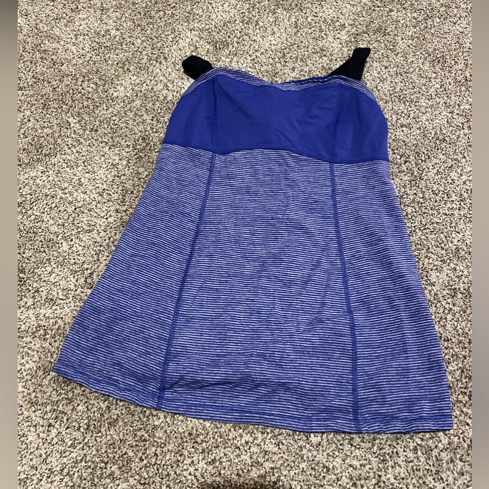 Lululemon tank